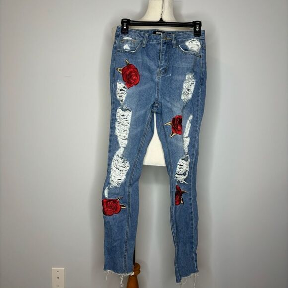 Missguided- Blue Jeans with Roses + Rips - Picture 1 of 2